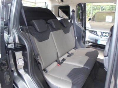 Ford Tourneo Courier 1.5 TDCI 75 CV Plus (10)
