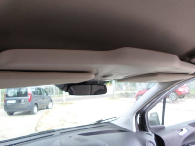 Ford Tourneo Courier 1.5 TDCI 75 CV Plus (20)