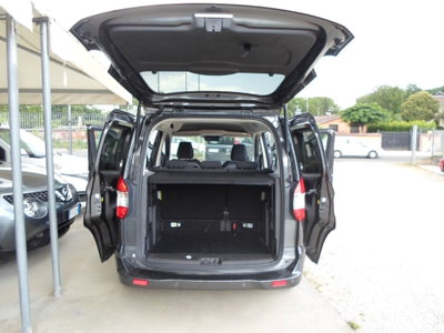 Ford Tourneo Courier 1.5 TDCI 75 CV Plus (7)