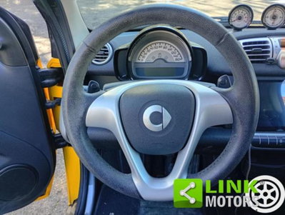 smart Fortwo 1000 52 kW MHD coupé passion (14)
