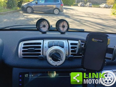 smart Fortwo 1000 52 kW MHD coupé passion (16)