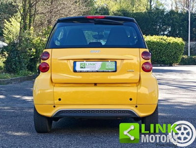 smart Fortwo 1000 52 kW MHD coupé passion (4)
