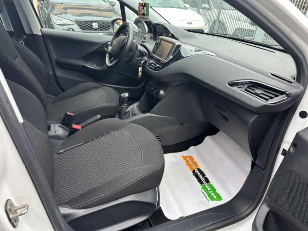 Peugeot 208 BlueHDi 100 Stop&Start 5 porte Active (19)