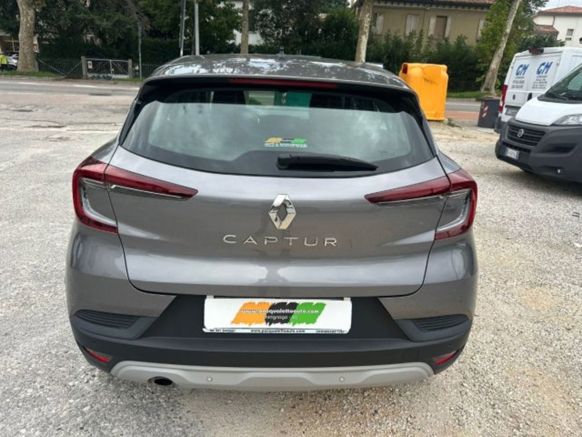 Renault Captur Blue dCi 115 CV EDC Business (14)
