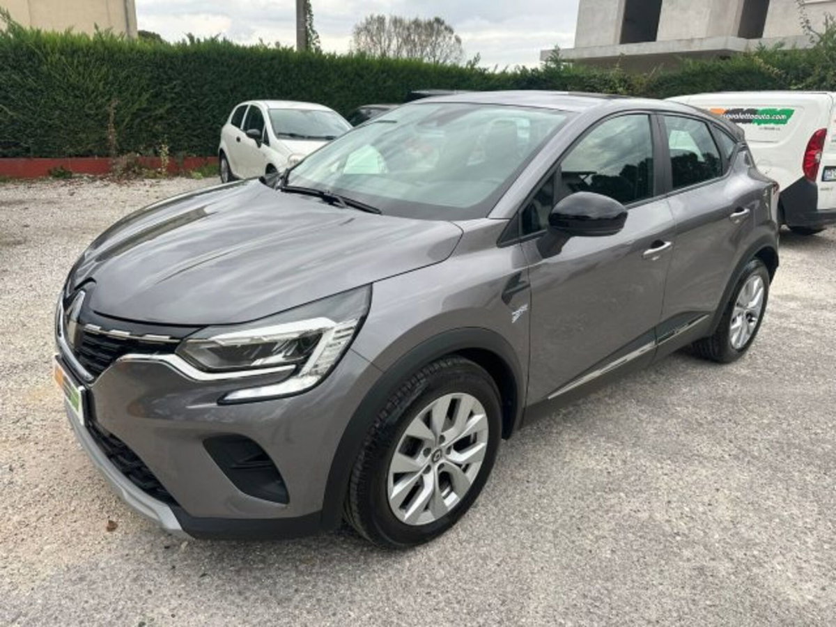 Renault Captur Blue dCi 115 CV EDC Business (16)