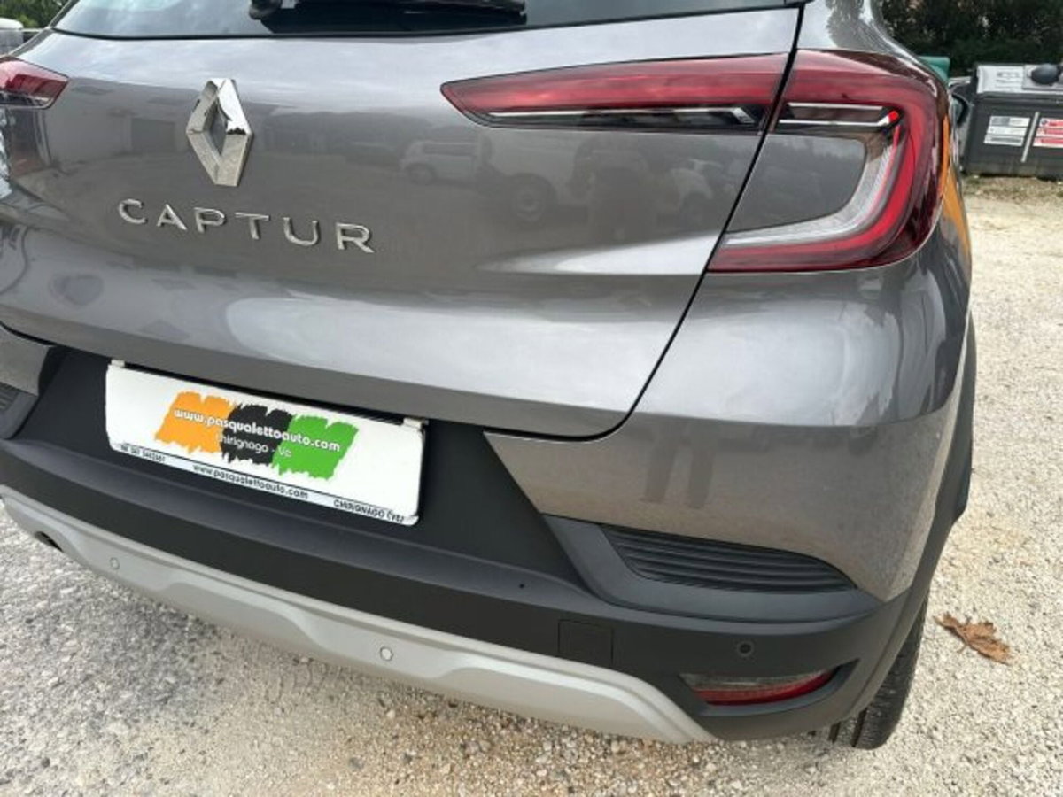 Renault Captur Blue dCi 115 CV EDC Business (18)
