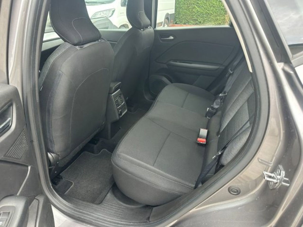 Renault Captur Blue dCi 115 CV EDC Business (6)