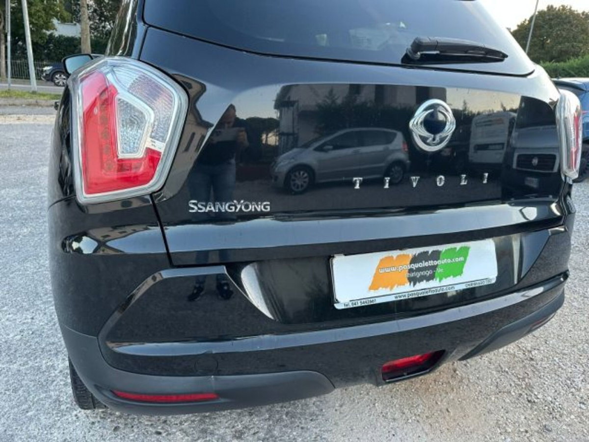 Ssangyong Tivoli 1.6d 2WD Black Edition (18)
