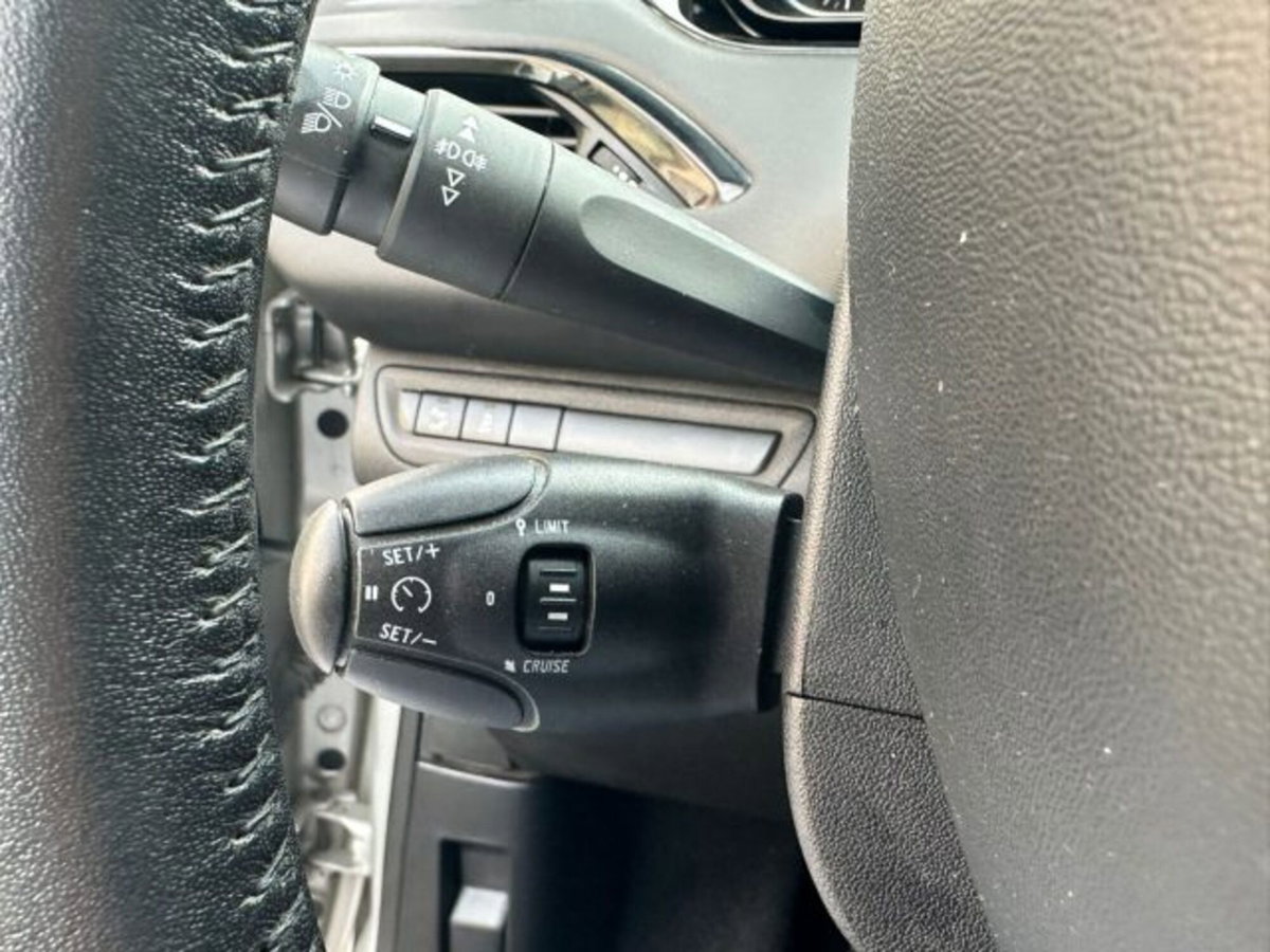 Peugeot 208 82 5p. GPL Allure (11)