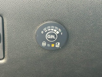 Peugeot 208 82 5p. GPL Allure (12)