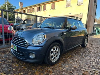 MINI Mini 1.6 16V Cooper (16)