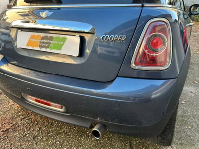 MINI Mini 1.6 16V Cooper (17)