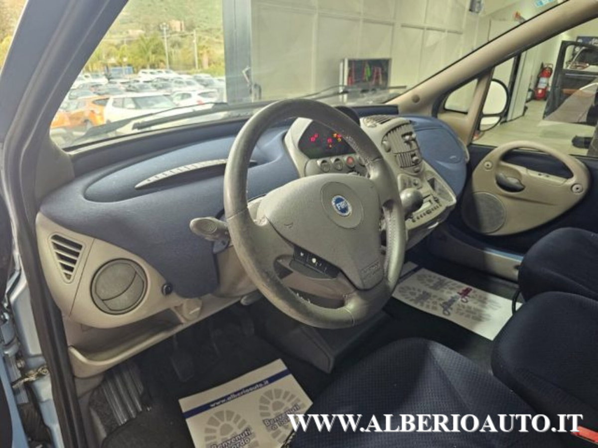 Fiat Multipla 1.9 JTD Family (16)