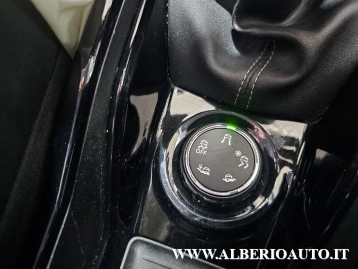 Peugeot 2008 100 Allure (14)