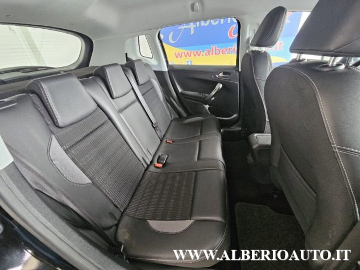 Peugeot 2008 100 Allure (9)