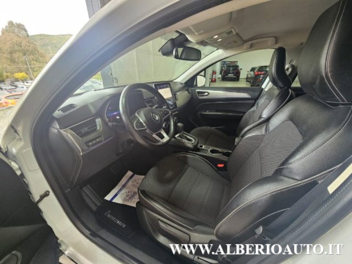 Renault Arkana E-Tech 145 CV Intens (11)