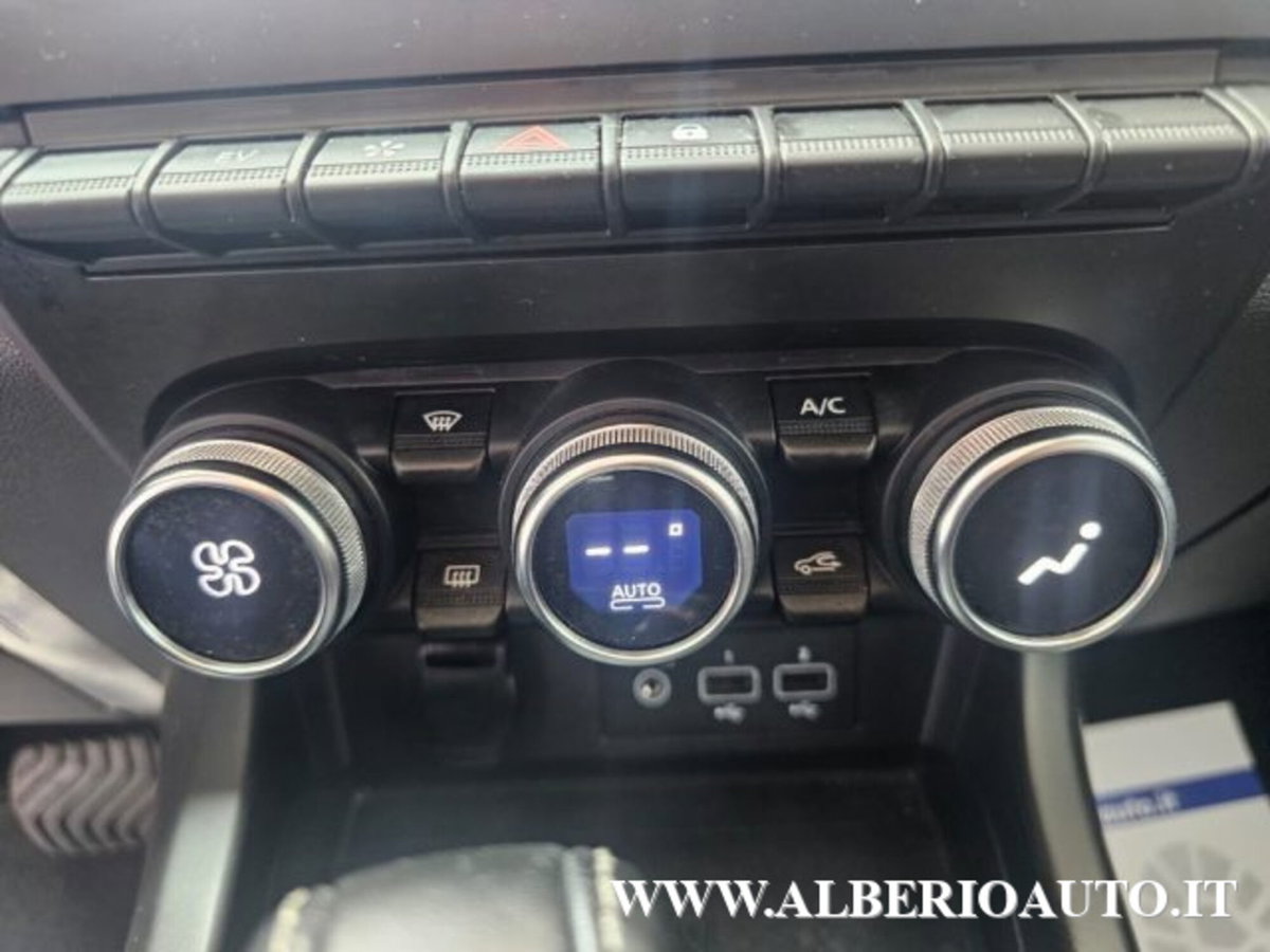 Renault Arkana E-Tech 145 CV Intens (15)