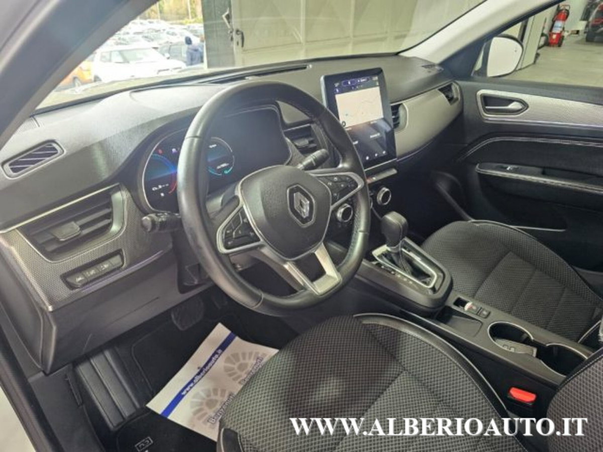 Renault Arkana E-Tech 145 CV Intens (16)