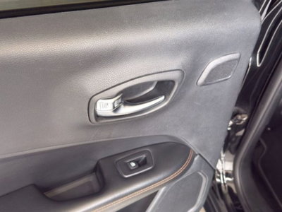 Jeep Compass 1.6 Multijet II 2WD Limited (12)