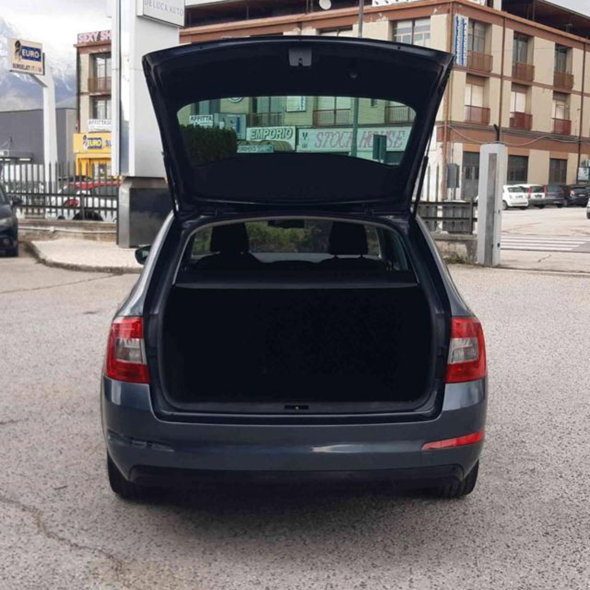 Skoda Octavia Station Wagon 2.0 TDI CR Wagon Ambition (15)