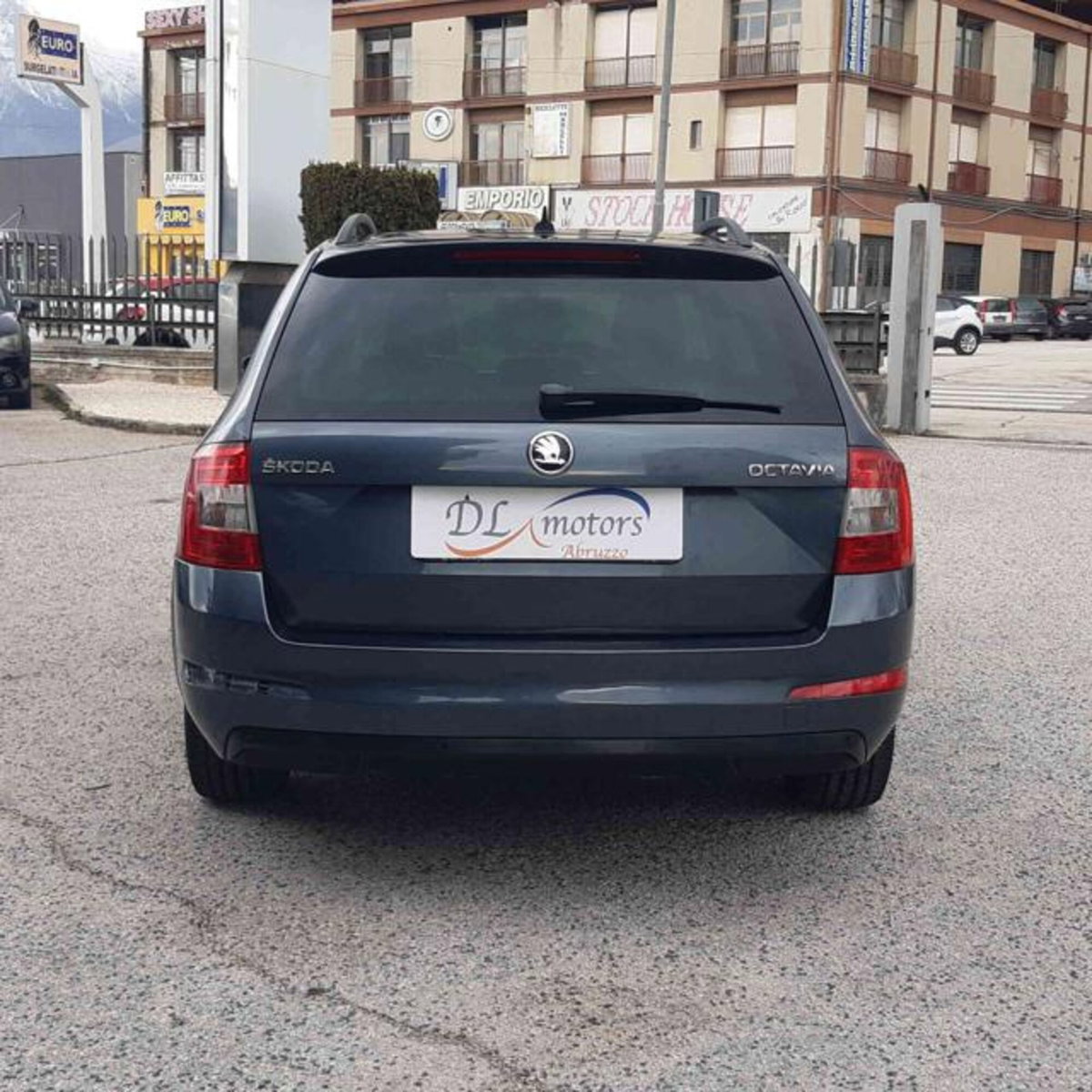 Skoda Octavia Station Wagon 2.0 TDI CR Wagon Ambition (8)