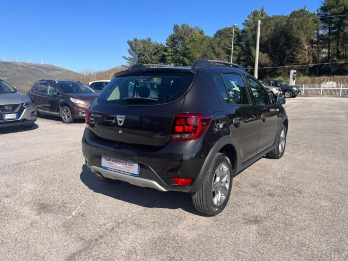 Dacia Sandero Stepway 1.5 Blue dCi 95 CV Comfort (10)