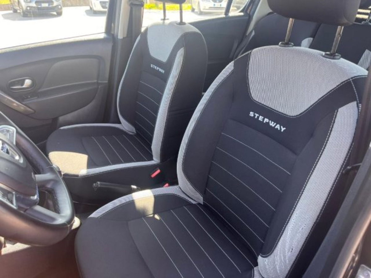 Dacia Sandero Stepway 1.5 Blue dCi 95 CV Comfort (5)