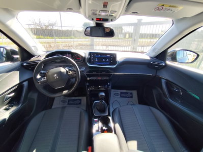 Peugeot 2008 BlueHDi 110 S&S Allure Pack (17)
