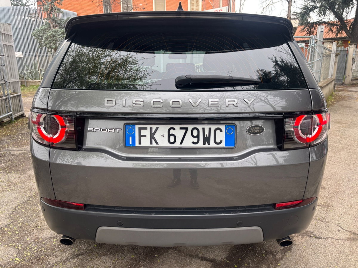 Land Rover Discovery Sport 2.0 TD4 150 CV Pure (6)