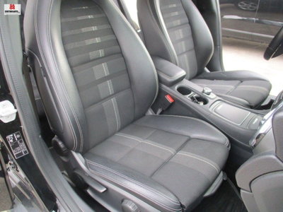 Mercedes-Benz GLA SUV 200 d Automatic Premium (19)