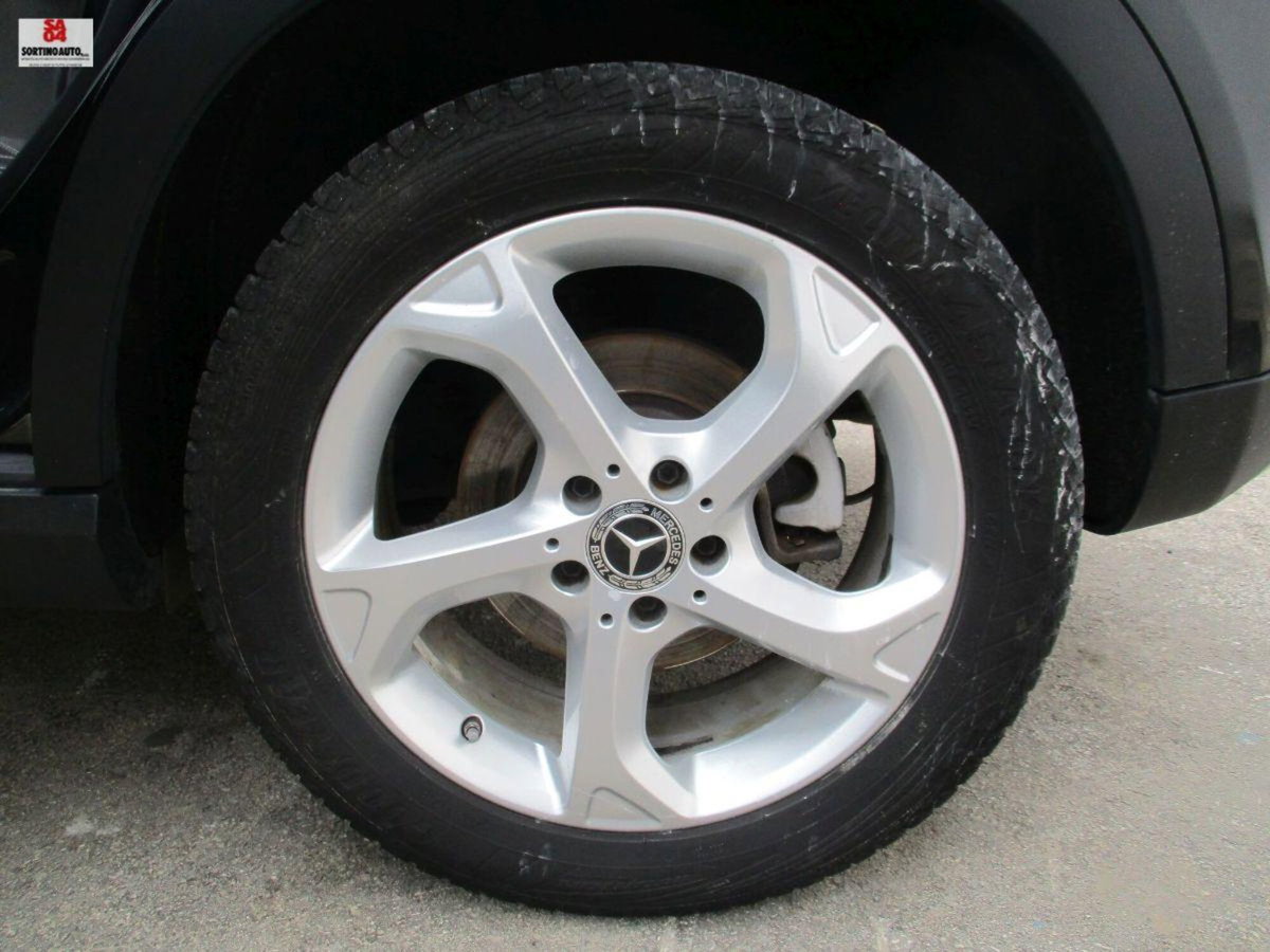Mercedes-Benz GLA SUV 200 d Automatic Premium (7)