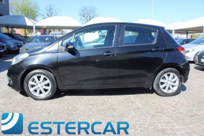Toyota Yaris 1.0 5 porte Active (16)