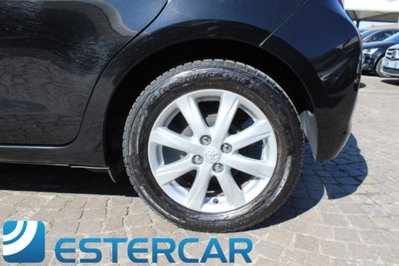 Toyota Yaris 1.0 5 porte Active (17)