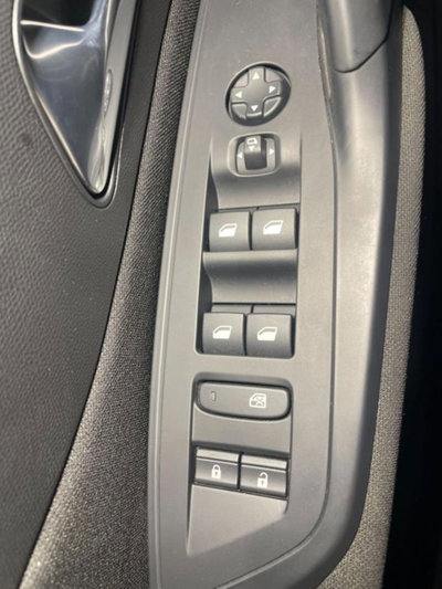 Peugeot 308 PureTech Turbo 130 S&S Active Pack (19)