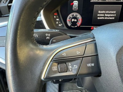 Audi Q3 2.0 TDI 150 CV S tronic S line Edition (18)