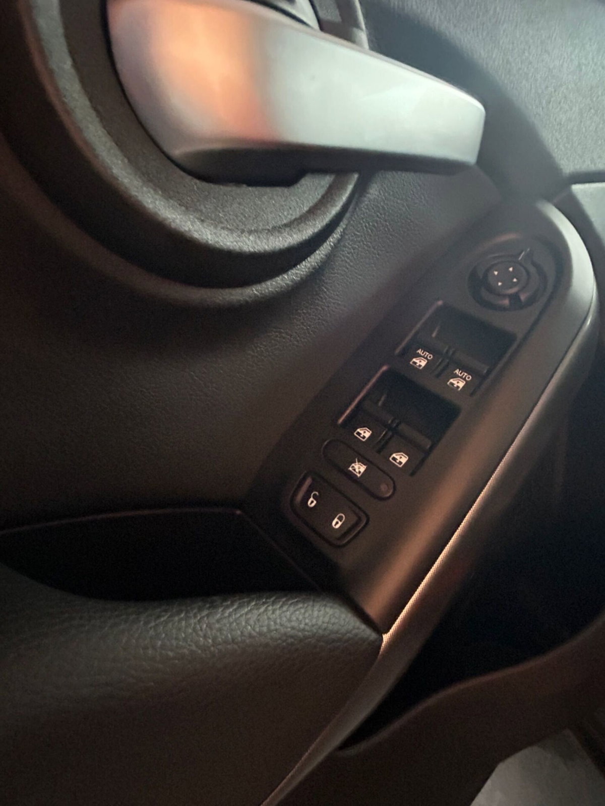 Fiat 500X 1.6 MultiJet 120 CV City Cross (11)