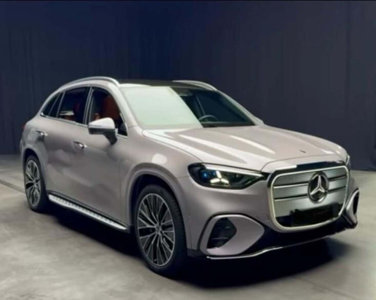 Mercedes-Benz GLC Elettrica 400 Premium 4matic (4)