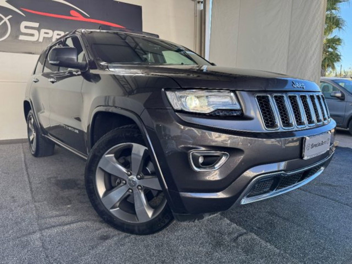 Jeep Grand Cherokee 3.0 V6 CRD 250 CV Multijet II Overland (13)