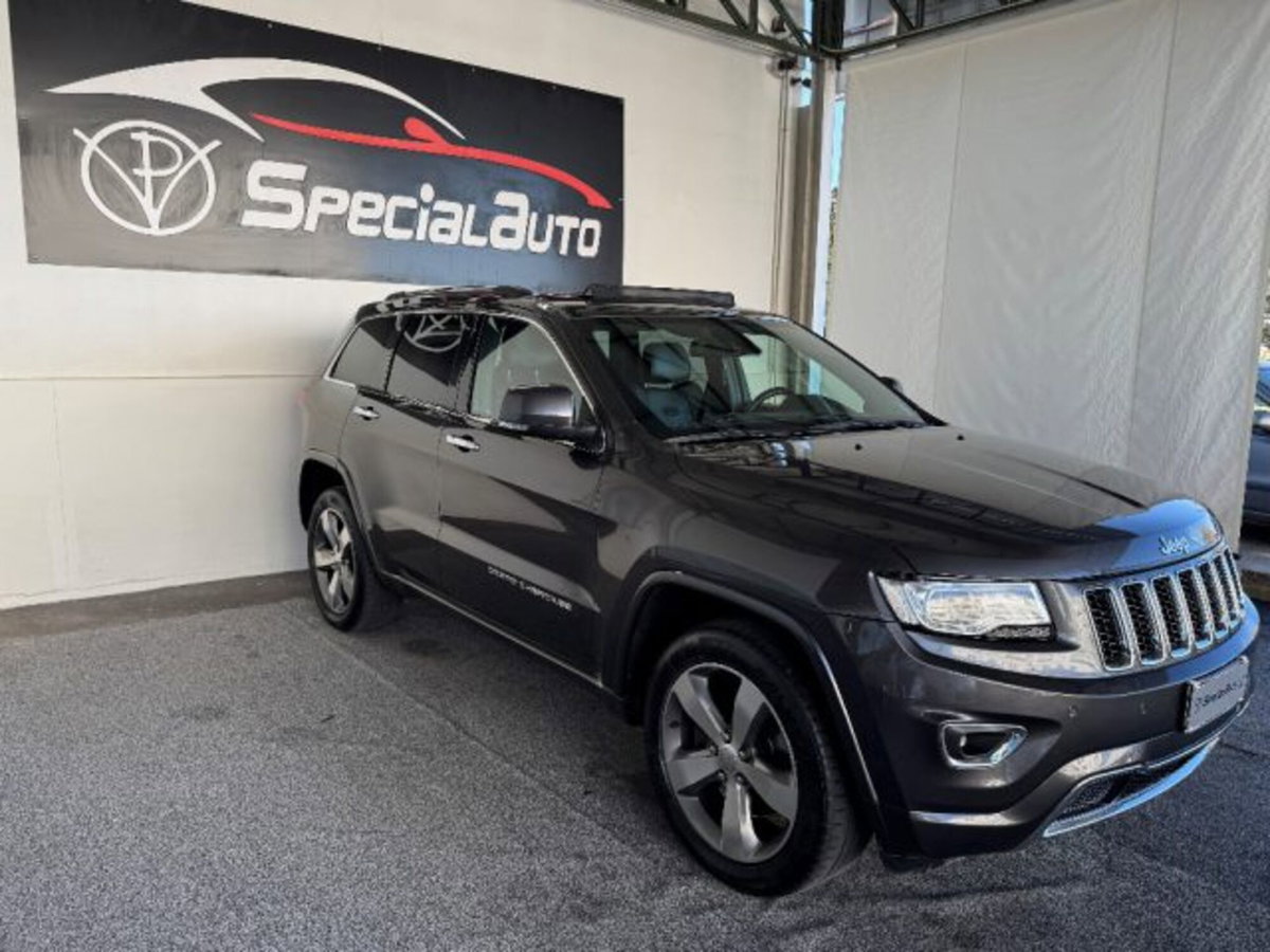 Jeep Grand Cherokee 3.0 V6 CRD 250 CV Multijet II Overland (2)