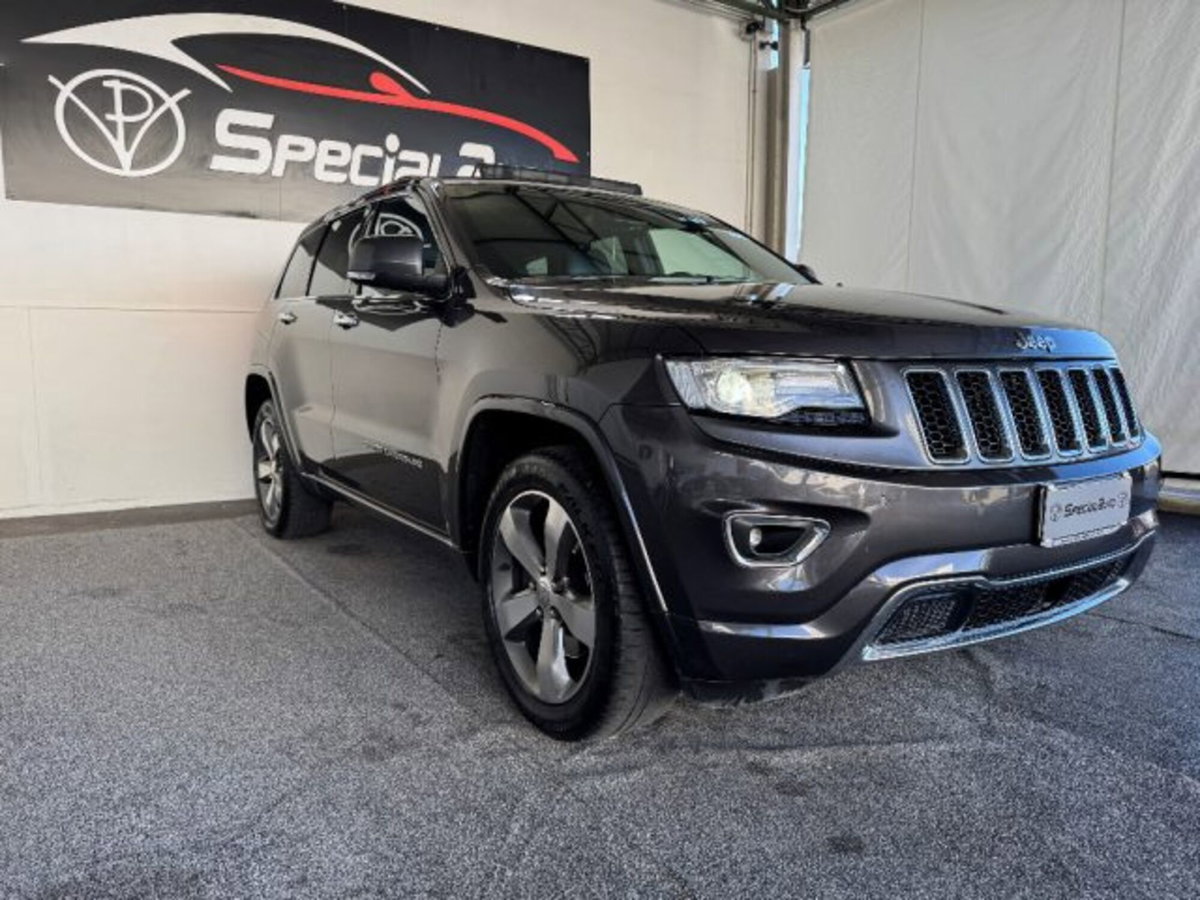 Jeep Grand Cherokee 3.0 V6 CRD 250 CV Multijet II Overland (7)