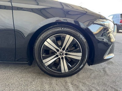 Mercedes-Benz Classe A Sedan 180 d Automatic 4p. Premium (17)