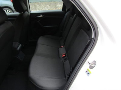 Audi A1 Sportback Sportback 25 1.0 tfsi Business (12)