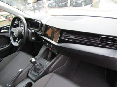 Audi A1 Sportback Sportback 25 1.0 tfsi Business (17)