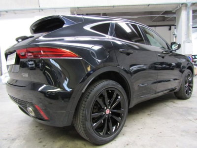 Jaguar E-Pace 2.0D 150 CV AWD aut. R-Dynamic (5)