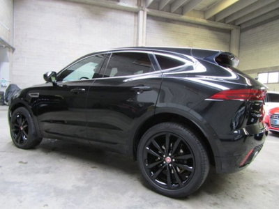 Jaguar E-Pace 2.0D 150 CV AWD aut. R-Dynamic (7)