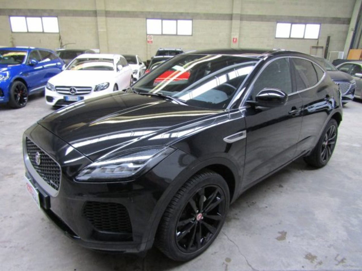 Jaguar E-Pace 2.0D 150 CV AWD aut. R-Dynamic (9)