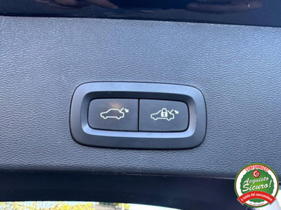 Volvo XC40 T5 Recharge Plug-in Hybrid automatico Core (14)