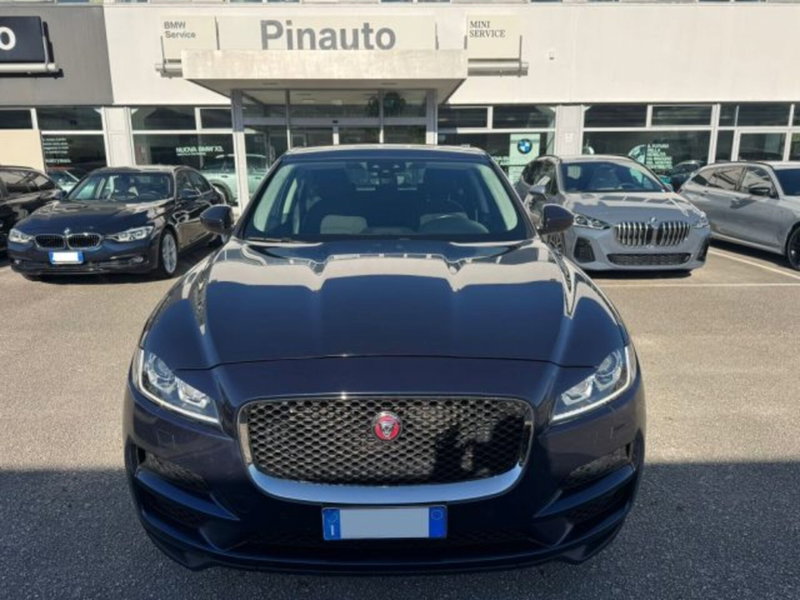 Jaguar F-Pace 2.0 D 180 CV AWD aut. Pure