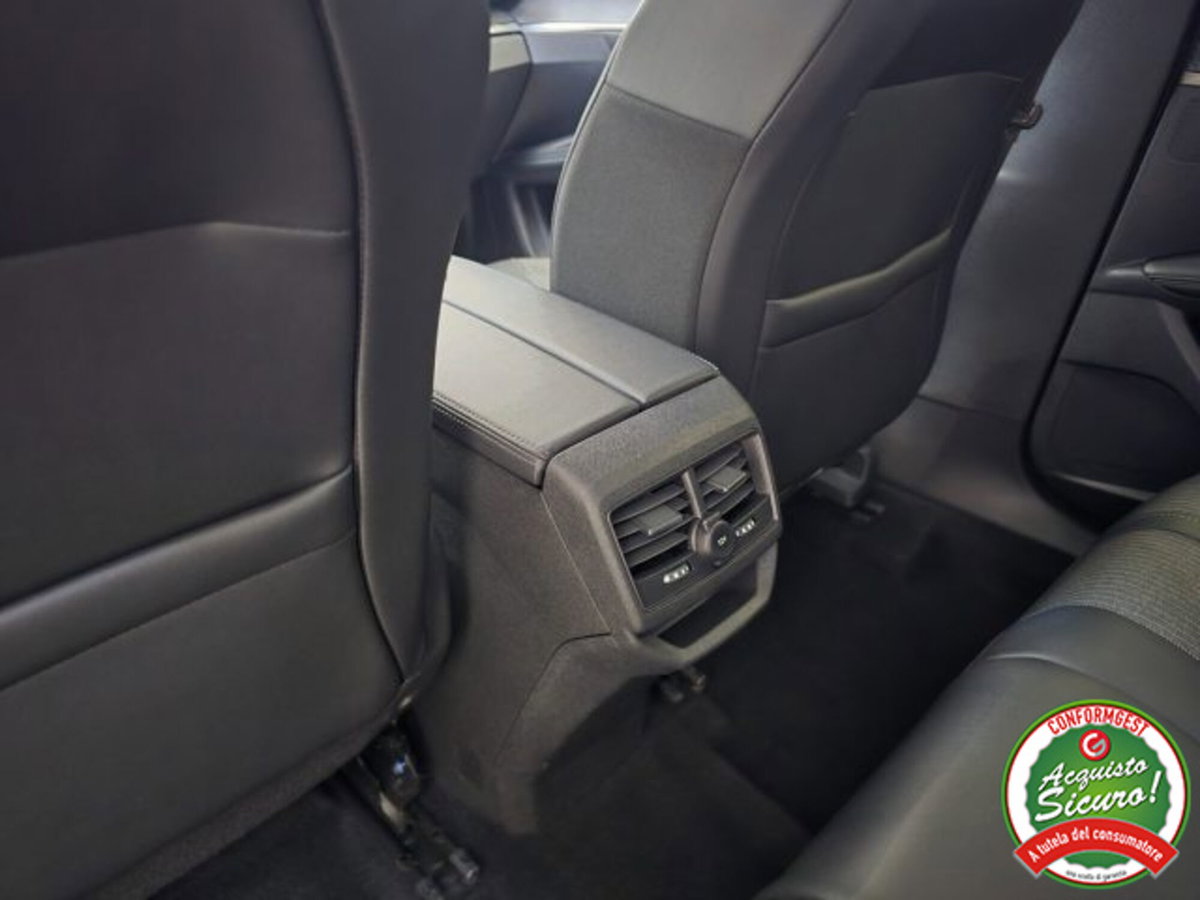 Peugeot 3008 BlueHDi 130 S&S EAT8 Allure Pack (12)
