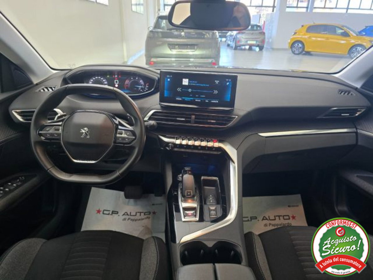 Peugeot 3008 BlueHDi 130 S&S EAT8 GT (10)